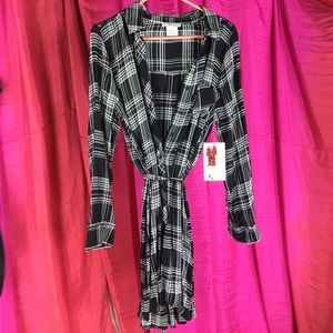 BLL nyc b/w plaid long sleeve tunic dress, size M